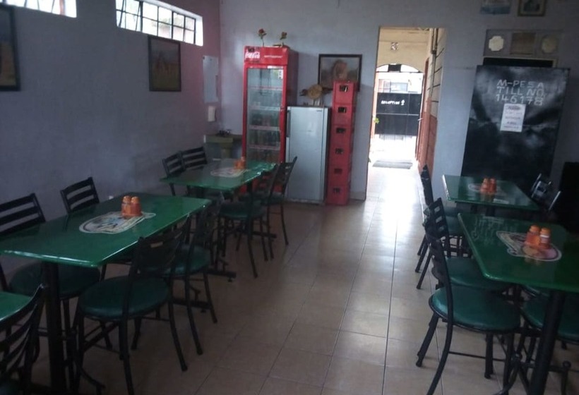 هتل Green Hut Guest House