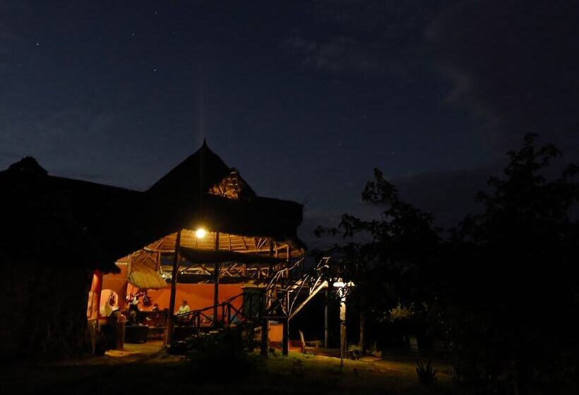 Отель Laikipia Eco Cottages