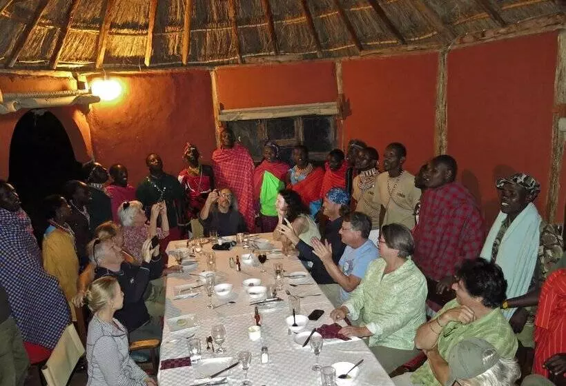 هتل Laikipia Eco Cottages