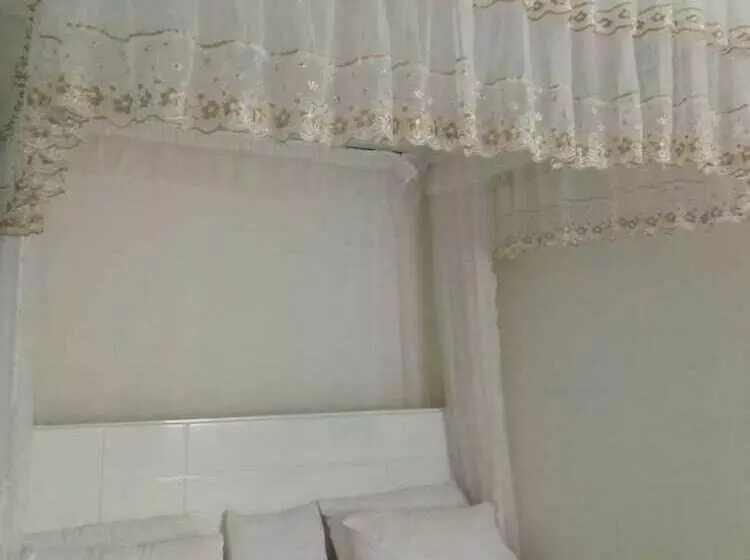 هتل Lite Cottages