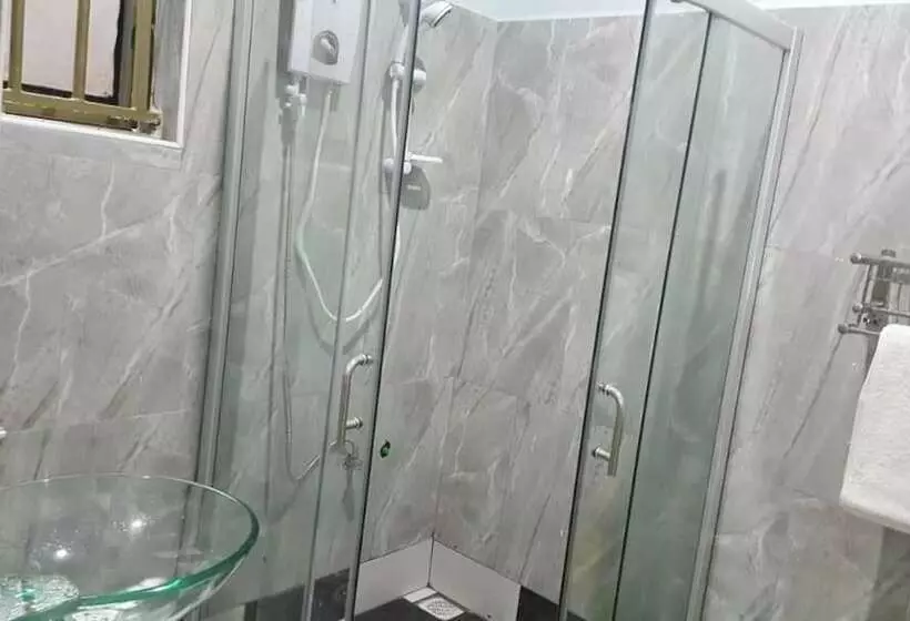 هتل Lite Cottages