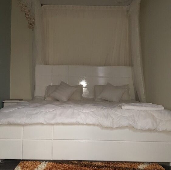 هتل Lite Cottages