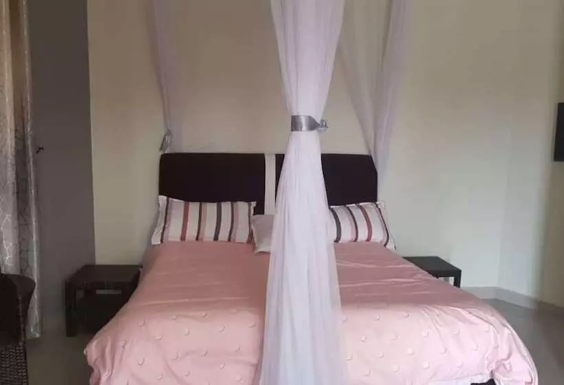 هتل Lite Cottages