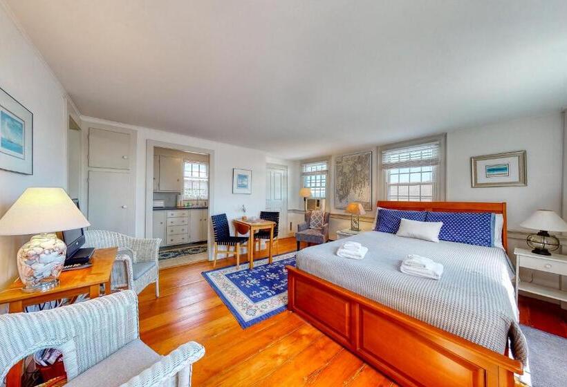 בית מלון כפרי Maine Memories