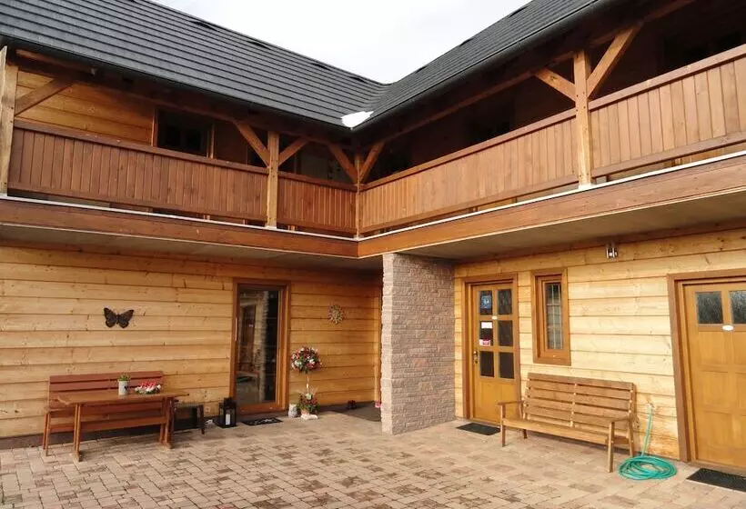 Hotelli Penzion žumberk