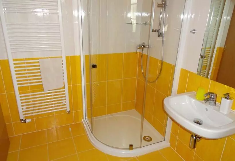 Hotelli Penzion žumberk