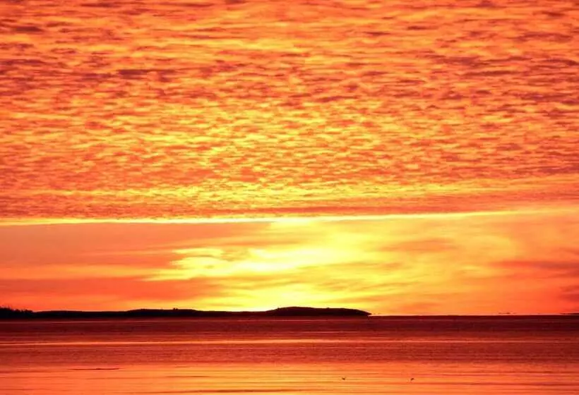 ホテル Seawind Landing Country Inn