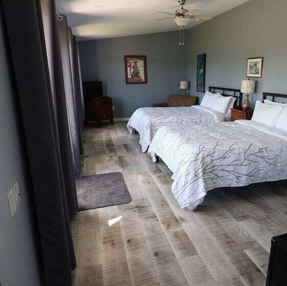 בית מלון כפרי Seawind Landing Country Inn