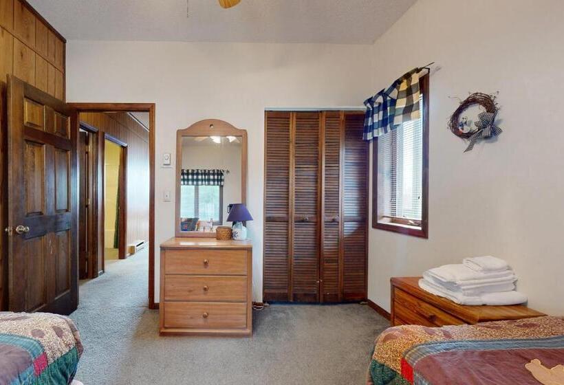 酒店 Skyleaf Villa 702