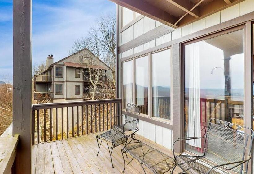 酒店 Skyleaf Villa 702