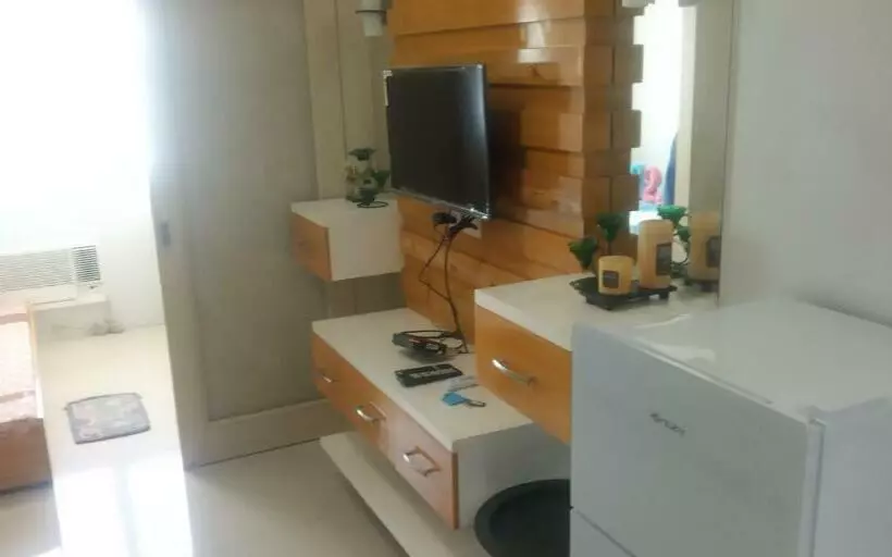 Affordable Staycation At Mall Of Asia And Near Naia Airport By Sea Residence