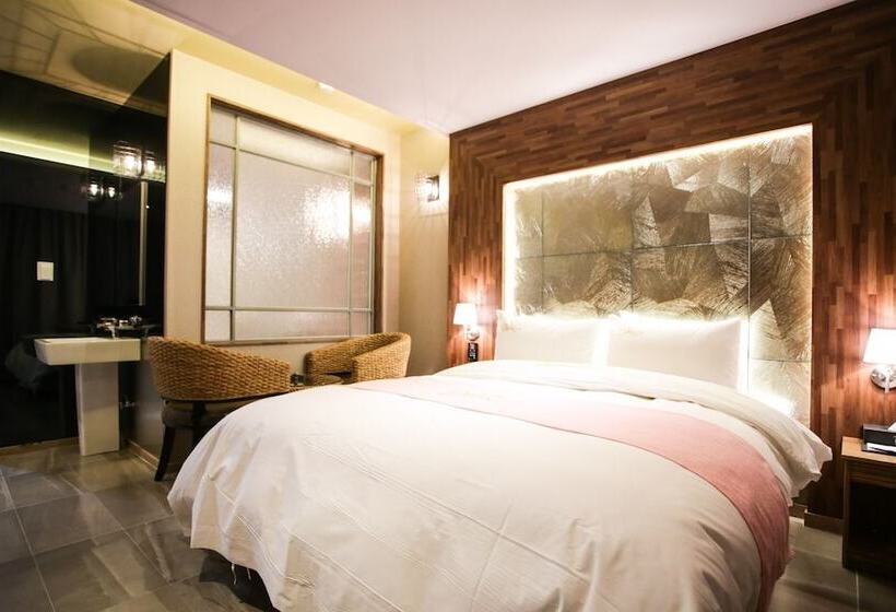 Yeoju Dubai Self Check In Motel