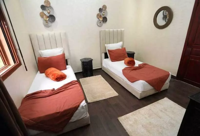 Hotelli Equi Palace & Spa