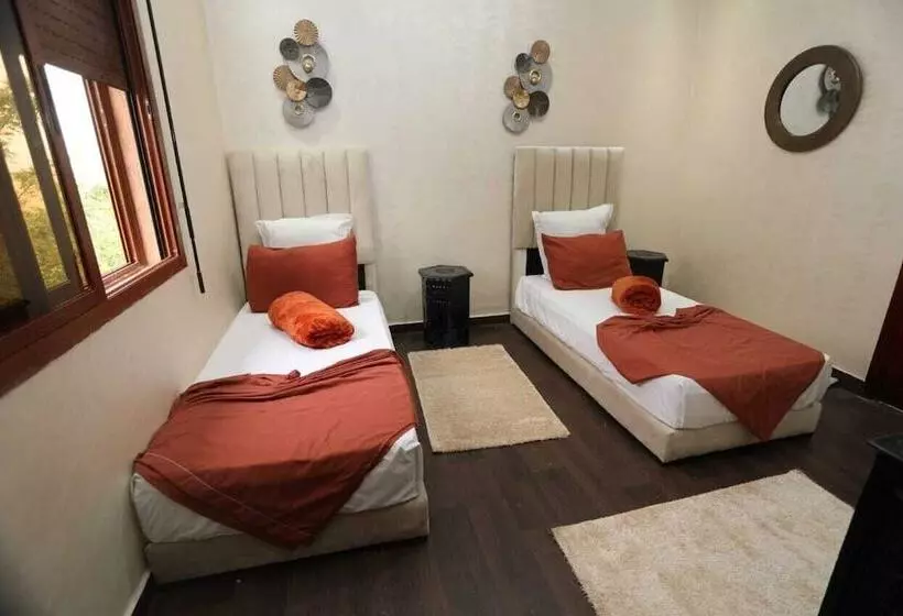 Hotelli Equi Palace & Spa