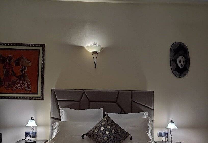 هتل Equi Palace & Spa