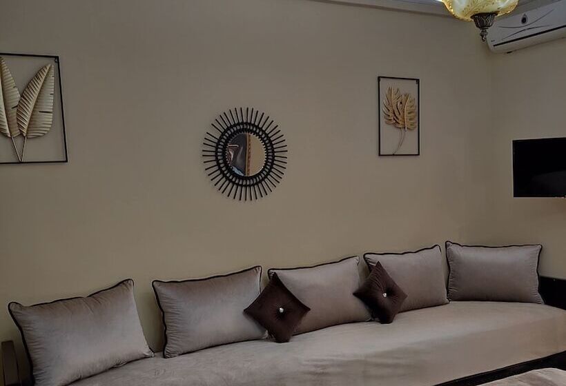 هتل Equi Palace & Spa