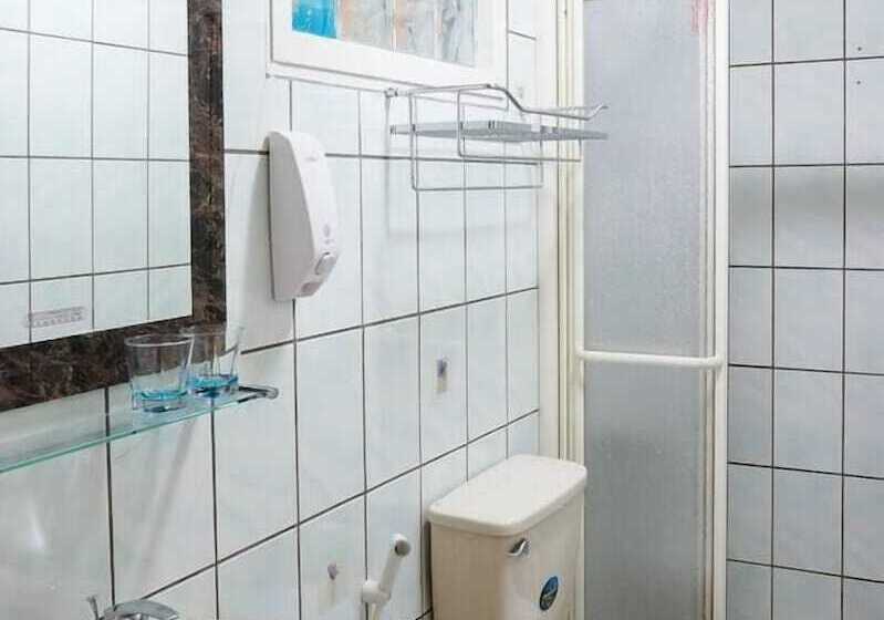 Hotell Hillside Plot Inn