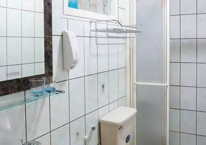 هتل Hillside Plot Inn