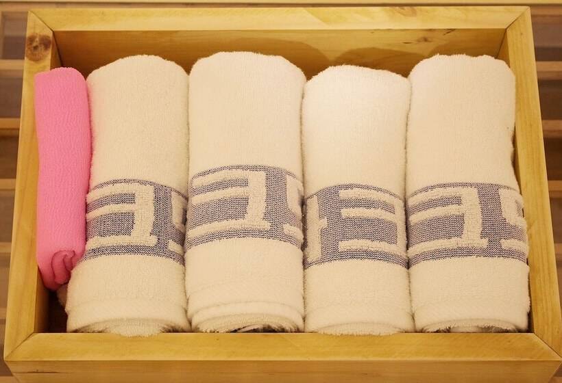 ホテル Iksan Landpark