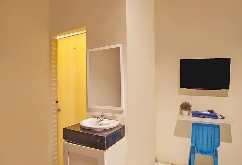 Hotel Oyo 91700 N Guesthouse