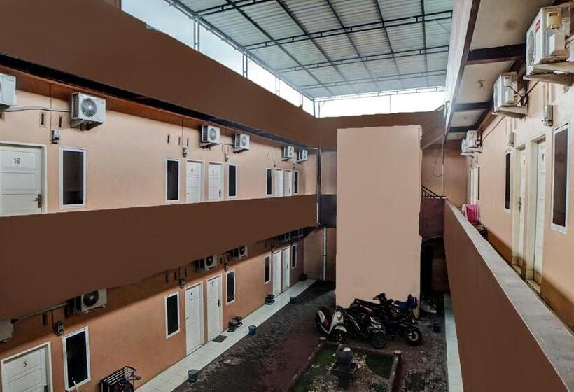 Hotel Oyo 91700 N Guesthouse