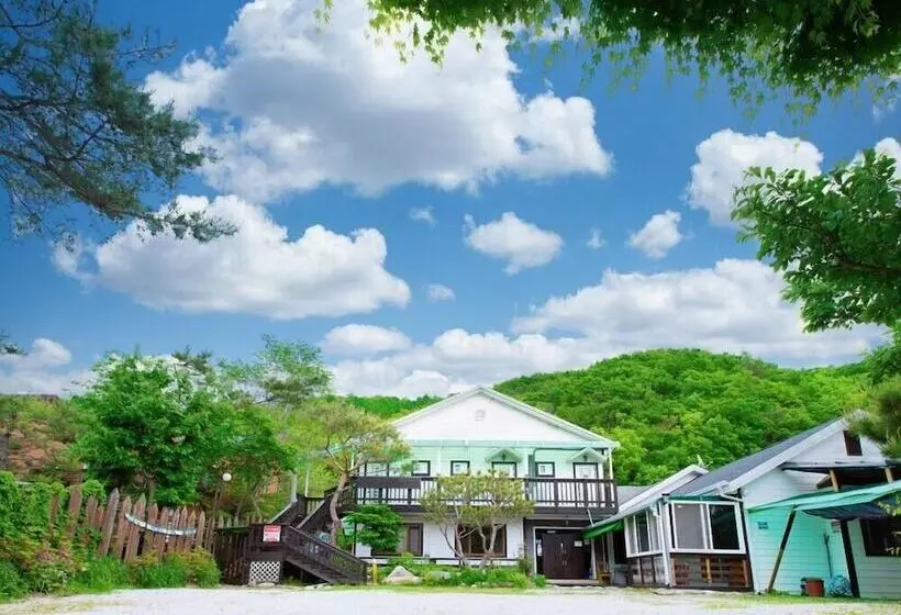 ホテル Soljiearo Pension