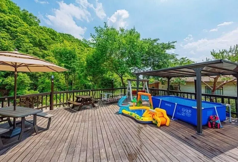 ホテル Soljiearo Pension