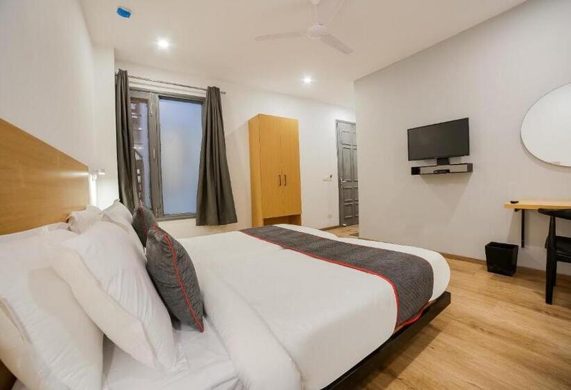 ホテル Super Townhouse Artemis Hospital Near Appu Ghar