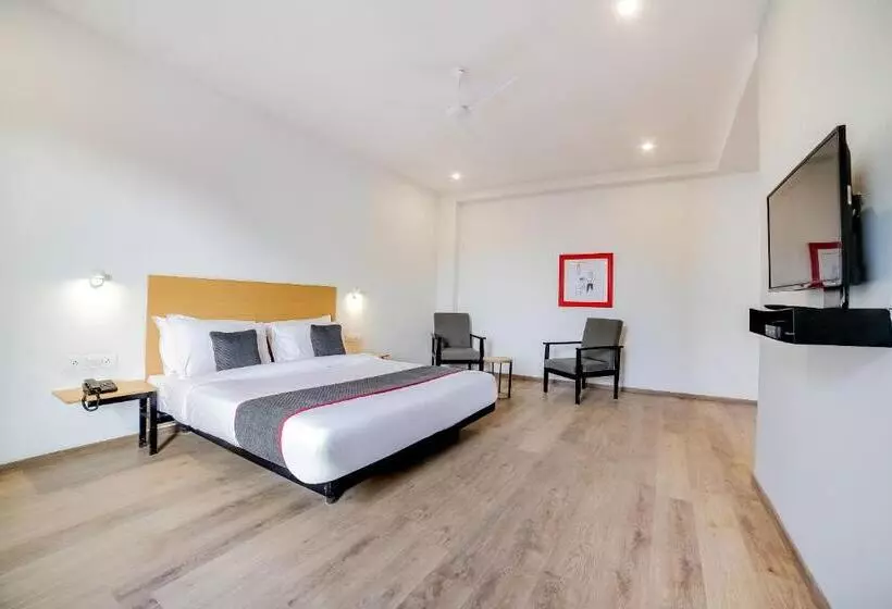 ホテル Super Townhouse Artemis Hospital Near Appu Ghar