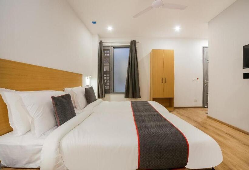 ホテル Super Townhouse Artemis Hospital Near Appu Ghar