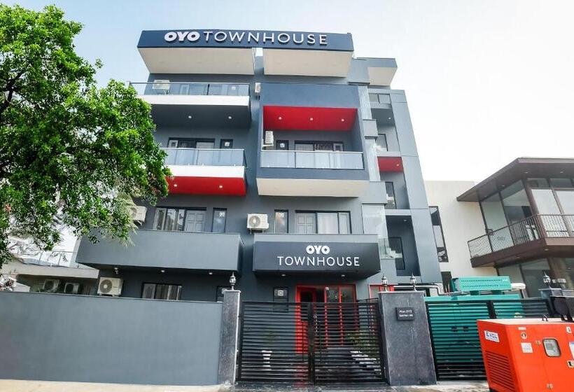 ホテル Super Townhouse Artemis Hospital Near Appu Ghar