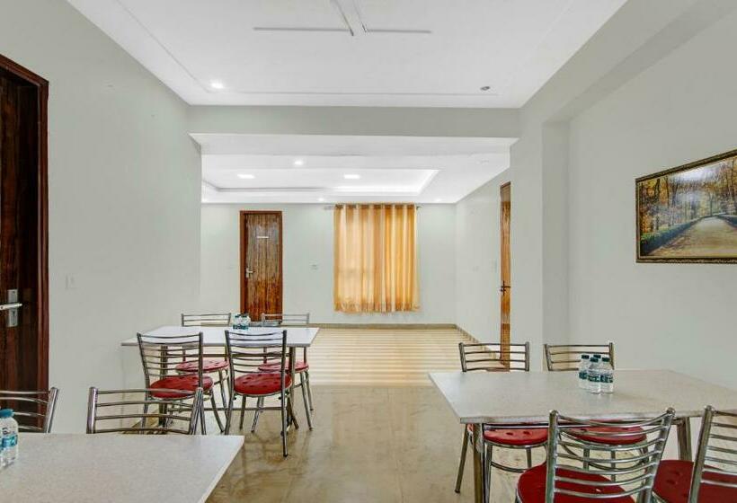 Hotel Treebo Trend The Dms Residency