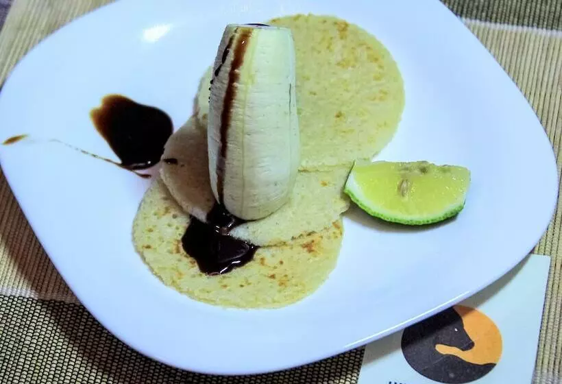 هتل Wildtracks Overland Camp