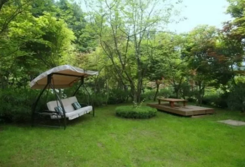 ホテル Yangpyeong Karipos Pension