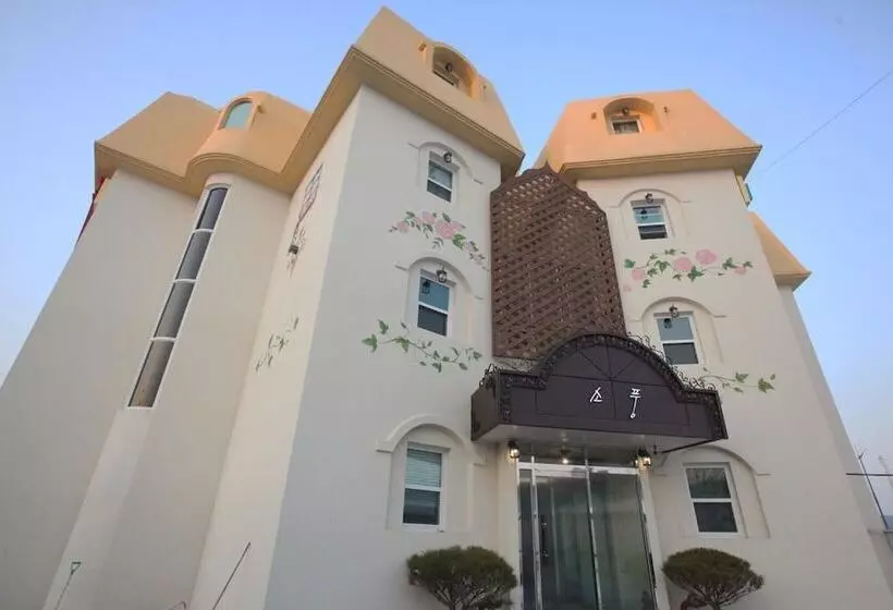 Yeoju Picnic Motel