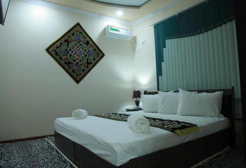 ペンション House Samandar