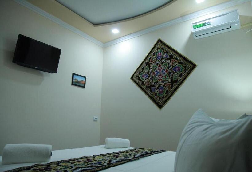 ペンション House Samandar