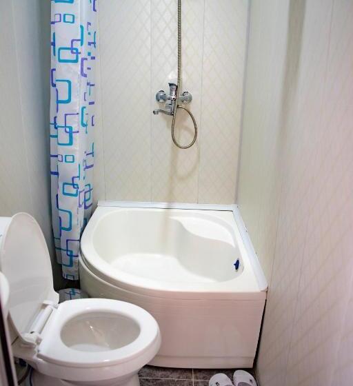 ペンション House Samandar