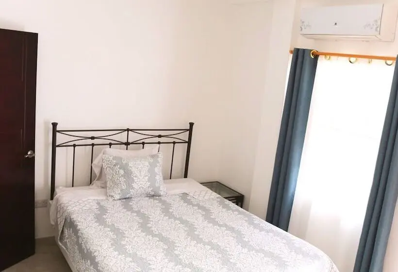 Blue Star Apartments and Hotel