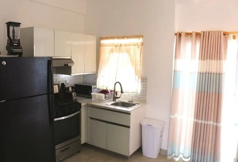 Blue Star Apartments and Hotel
