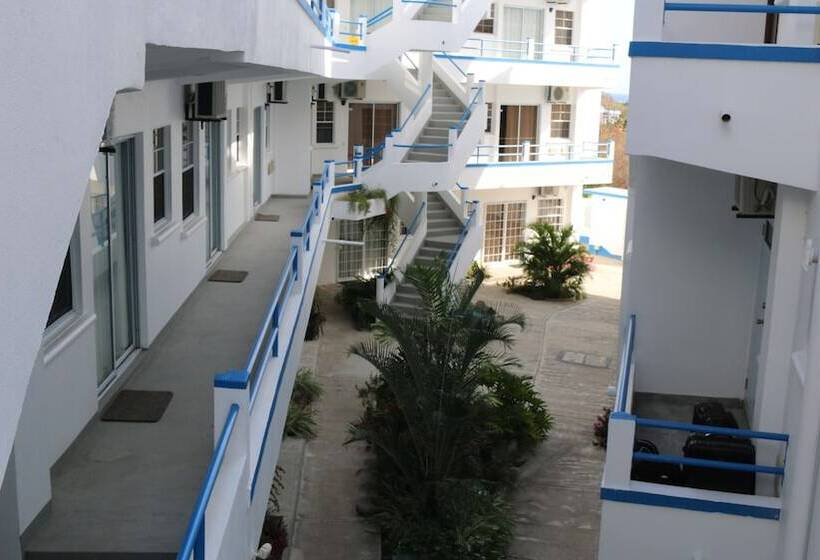 هتل Blue Star Apartments And