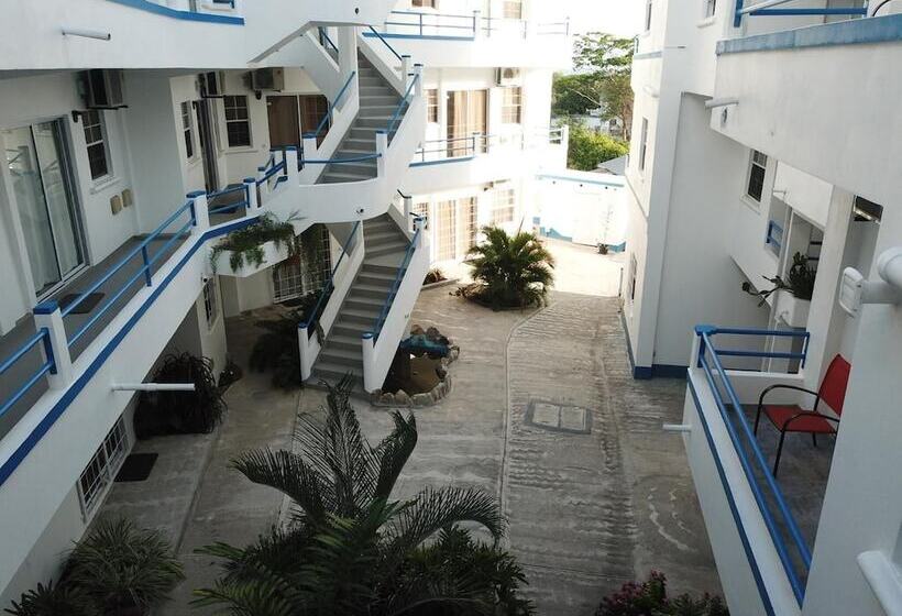 هتل Blue Star Apartments And