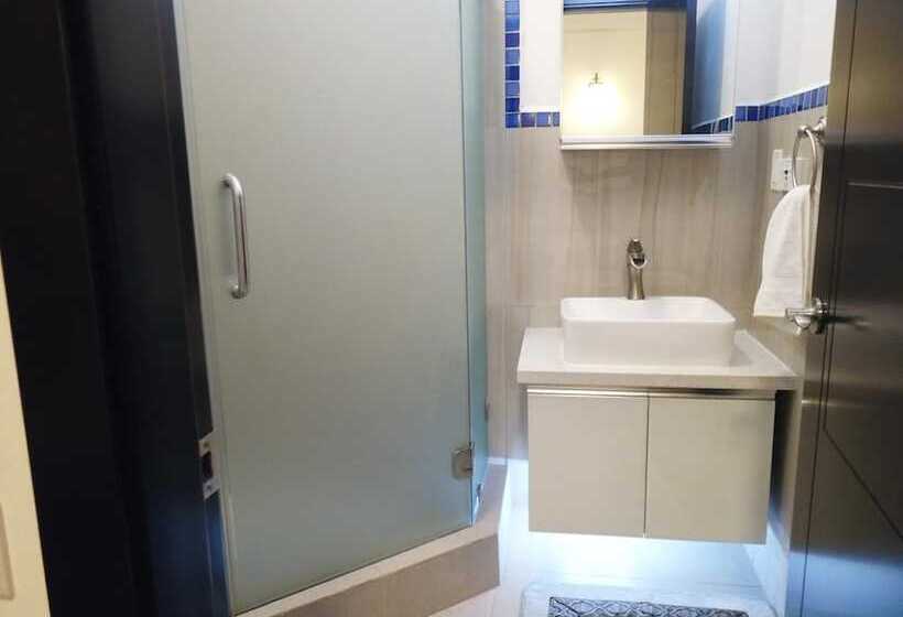 هتل Blue Star Apartments And