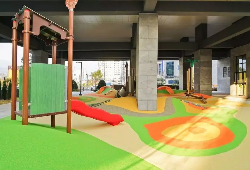 ホテル Chestertons Sokcho