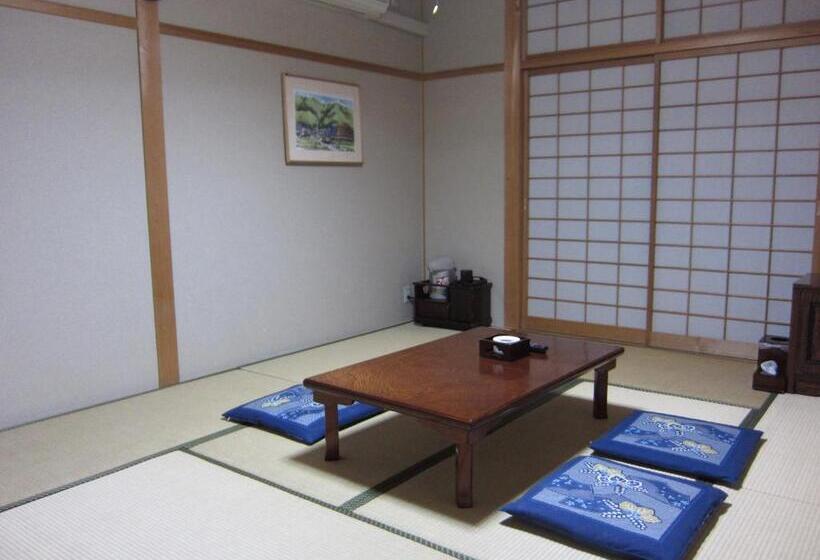 ホテル Miyama Nature And Culture Village Kajikaso