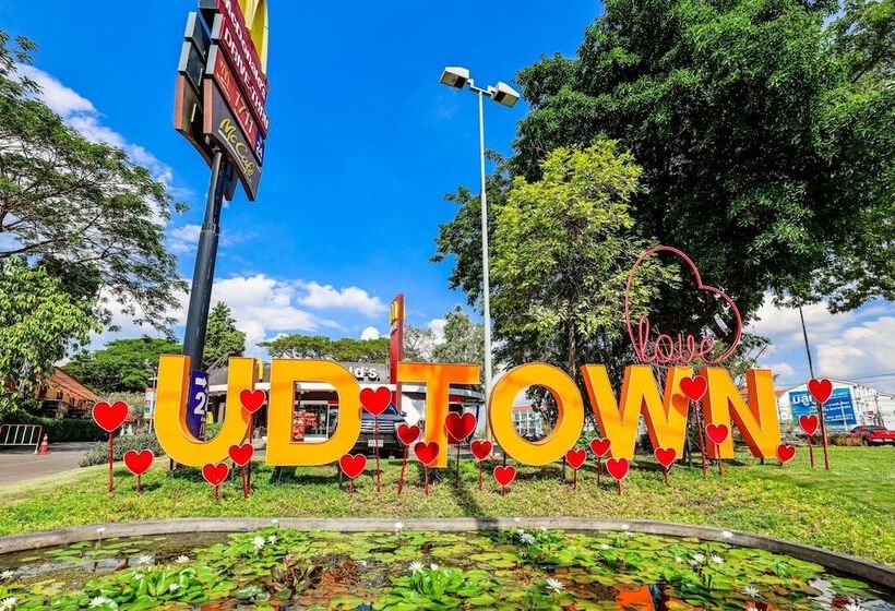 هتل Moco Udonthani