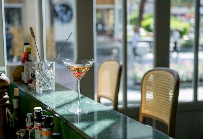 هتل Moco Udonthani