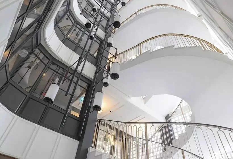 ホテル Moco Udonthani