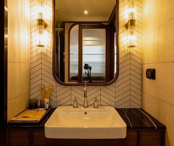 هتل Moco Udonthani