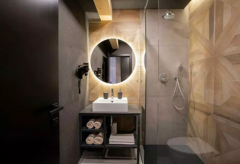 هتل Rooms Bolero Naklo